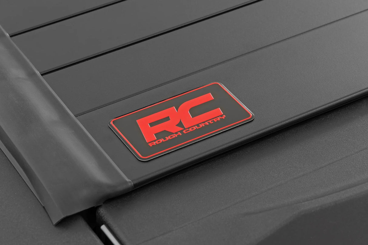 Rough Country Hard Roll Up Bed Cover 4'6" Bed | Ford Maverick 2WD/4WD (2022-2026)