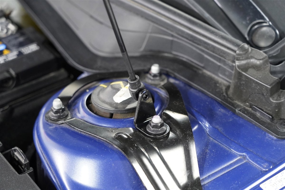 Redline Tuning - Redline Tuning 2021+ Hyundai Elantra Hood QuickLIFT PLUS - Panda Motorworks