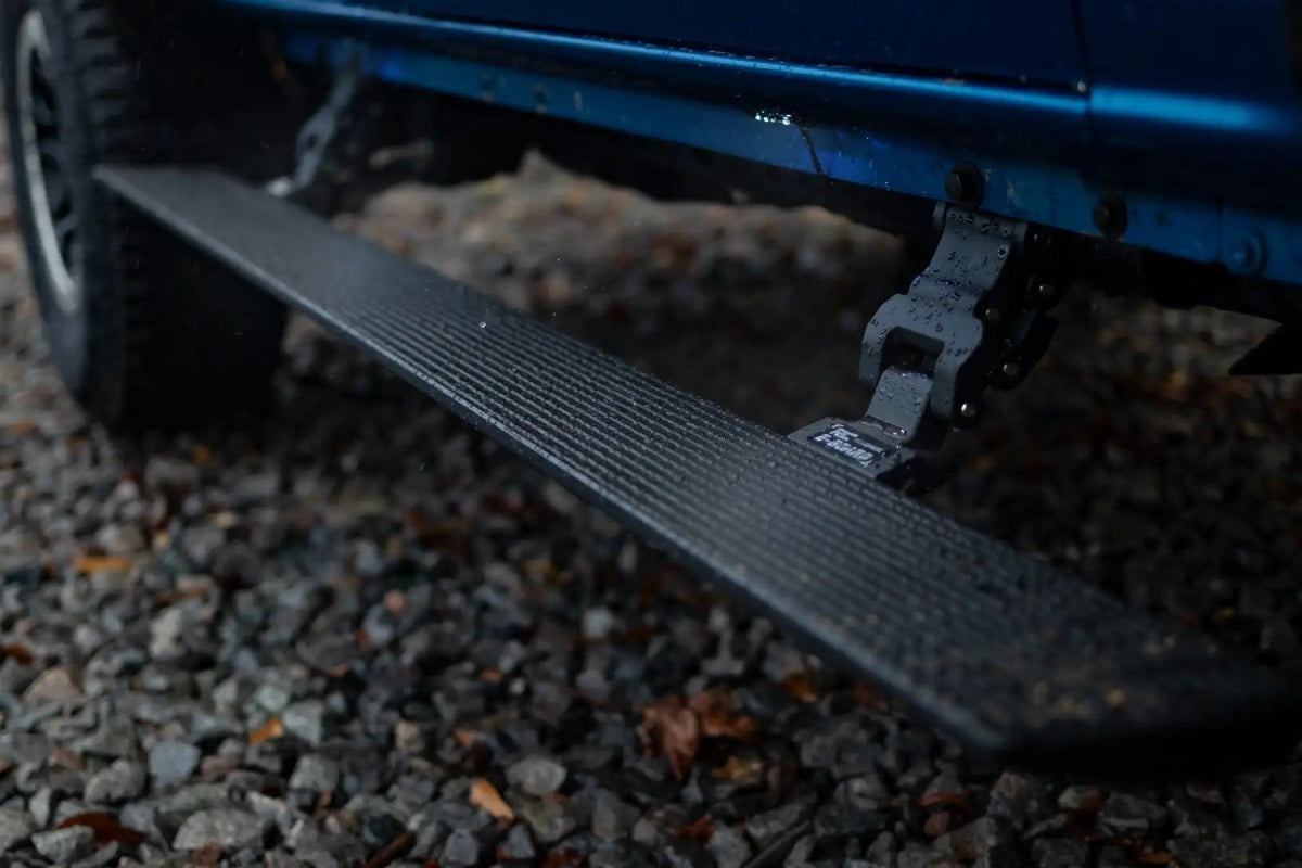 Rough Country - Rough Country Power Running Boards Dual Electric Motor | 4 Door | Ford Bronco 4WD (21 - 24) - Panda Motorworks