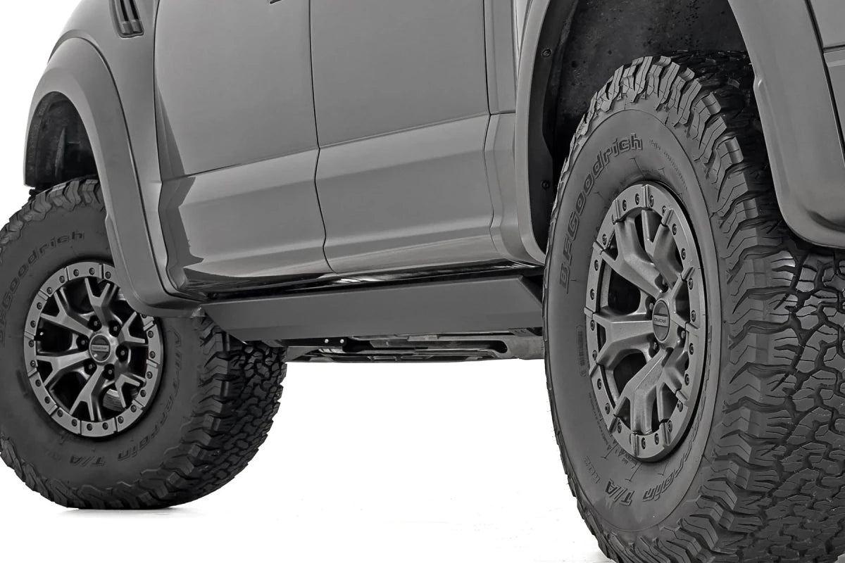 Rough Country - Rough Country Power Running Boards Dual Electric Motor Ford F - 150 (15 - 25) | F - 250/F - 350 Super Duty (17 - 25)