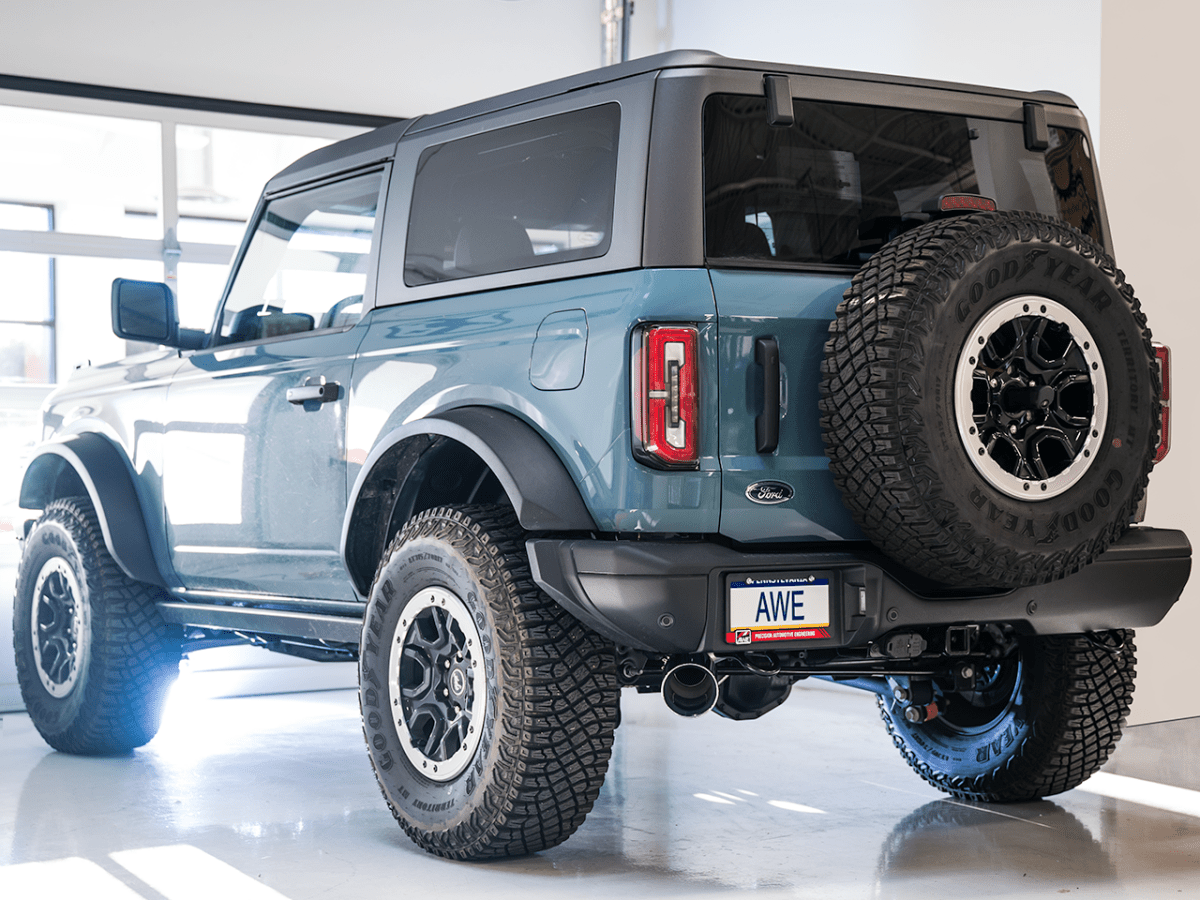 AWE Tuning - AWE Tuning 2021+ Ford Bronco 0FG Single Rear Exit Exhaust w/Chrome Silver Tip & Bash Guard - Panda Motorworks
