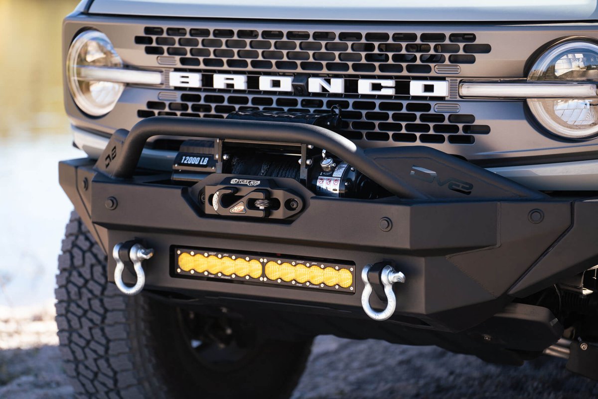 DV8 - DV8 Offroad 2021+ Ford Bronco FS-15 Series Modular Front Bumper Winch Capable w/ Auxiliary Light Mounts