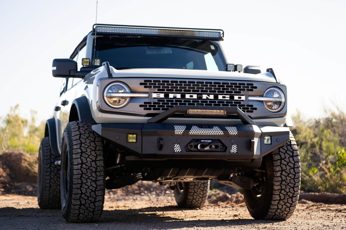 DV8 - DV8 Offroad 2021+ Ford Bronco MTO Series Front Bumper Winch Capable w/ Optional Bull Bar/Aux Light Opening