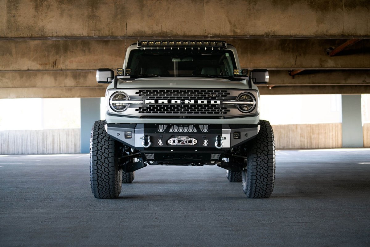 DV8 - DV8 Offroad 2021+ Ford Bronco MTO Series Front Bumper Winch Capable w/ Optional Bull Bar/Aux Light Opening
