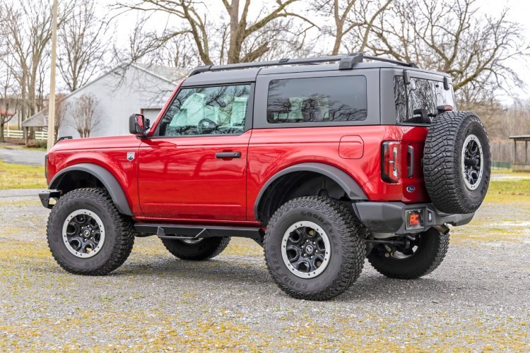 Rough Country - Rough Country 2.5 INCH LIFT KIT FORD BRONCO SASQUATCH 4WD (2021 - 2022) - Panda Motorworks