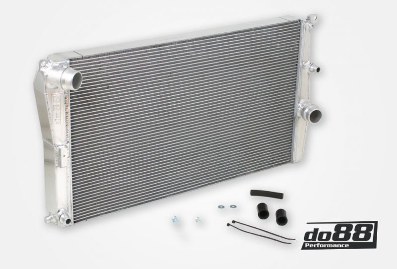 do88 - do88 12 - 16 BMW 1/2/3/4 - Series M135i/M235i/335i/435i (F2X/F3X) Aluminum Radiator