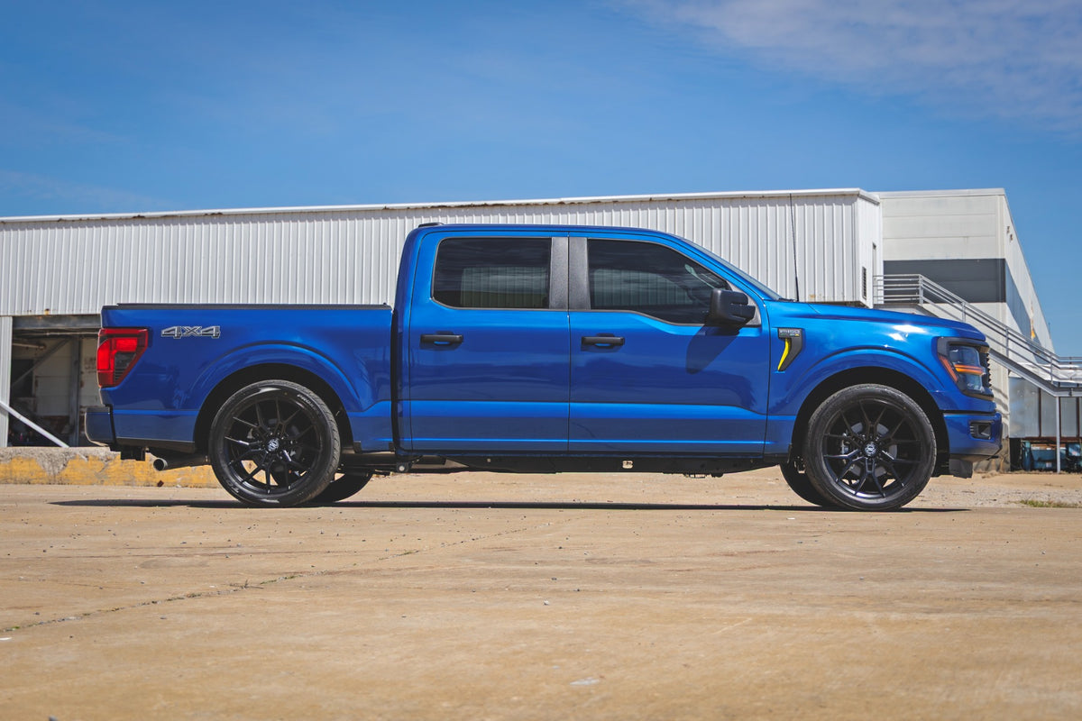 Rough Country 3 Inch Lowering Kit 5 Inch Rear Lowering | M1 | Ford F-150 4WD (2015-2026)