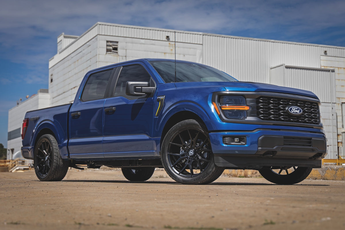 Rough Country 3 Inch Lowering Kit 5 Inch Rear Lowering | M1 | Ford F-150 4WD (2015-2026)