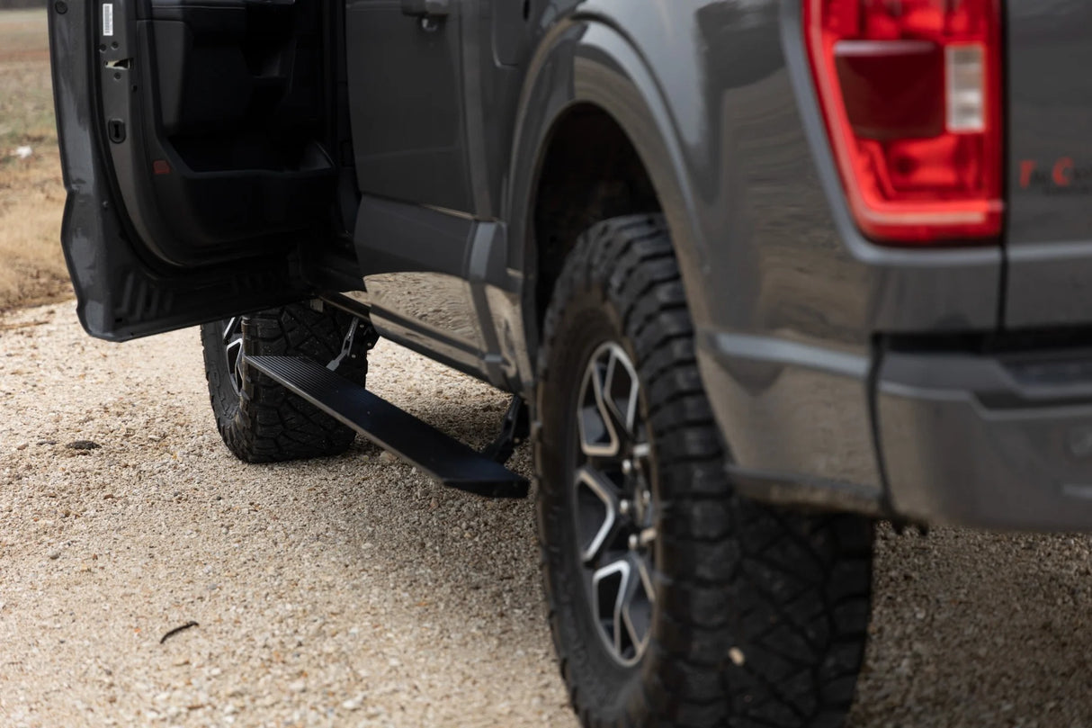 Rough Country Power Running Boards Dual Electric Motor  Ford F-150 (15-25) | F-250/F-350 Super Duty (17-25)