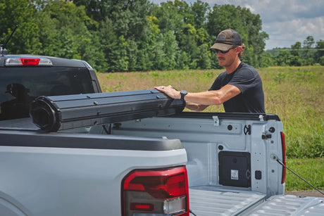 Rough Country - Rough Country Hard Roll Up Bed Cover 4'6" Bed | Ford Maverick 2WD/4WD (2022 - 2026)