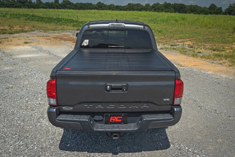 Rough Country - Rough Country Hard Roll Up Bed Cover 5' Bed | Toyota Tacoma 2WD/4WD (2016 - 2023)