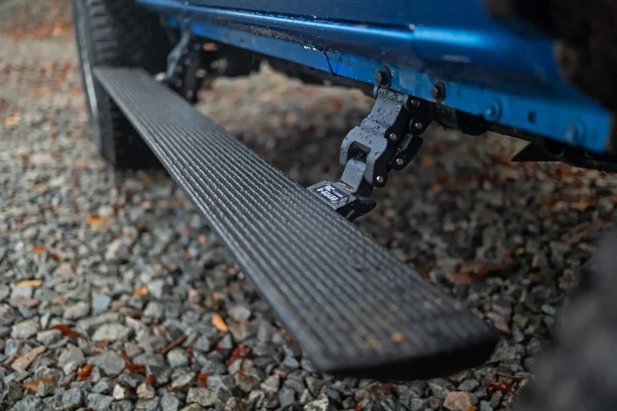 Rough Country - Rough Country Power Running Boards Dual Electric Motor | 4 Door | Ford Bronco 4WD (21 - 24) - Panda Motorworks