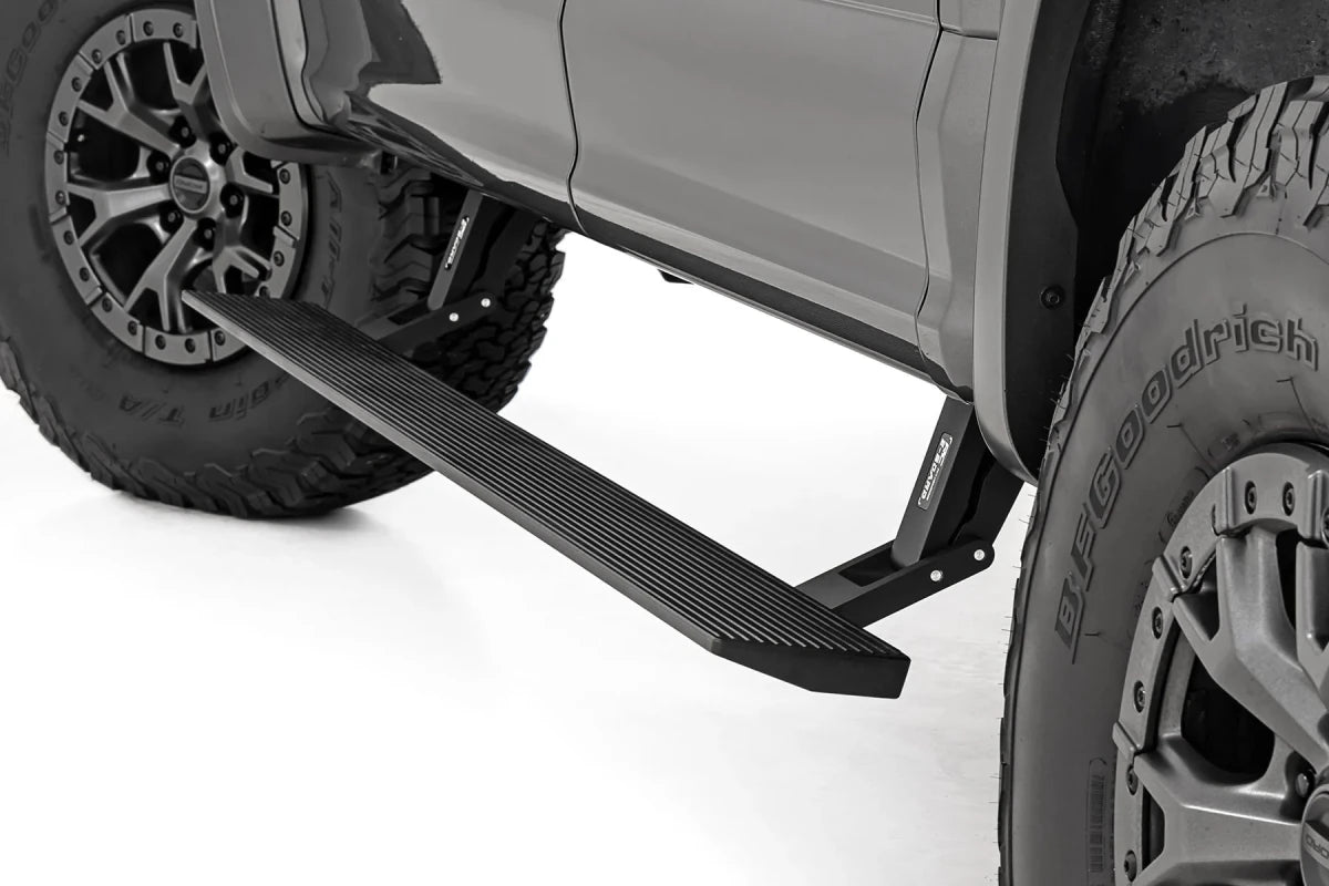 Rough Country - Rough Country Power Running Boards Dual Electric Motor Ford F - 150 (15 - 25) | F - 250/F - 350 Super Duty (17 - 25)