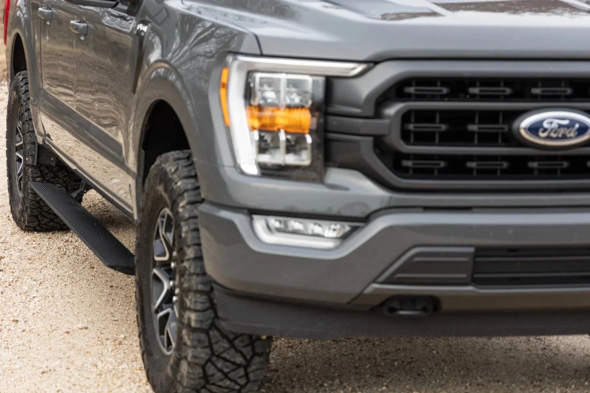 Rough Country - Rough Country Power Running Boards Dual Electric Motor Ford F - 150 (15 - 25) | F - 250/F - 350 Super Duty (17 - 25)