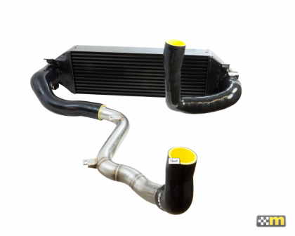 Mountune 16-18 Ford Focus RS Intercooler Upgrade w/Black Charge Pipes