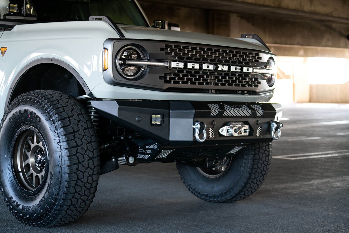 DV8 - DV8 Offroad 2021+ Ford Bronco MTO Series Front Bumper Winch Capable w/ Optional Bull Bar/Aux Light Opening