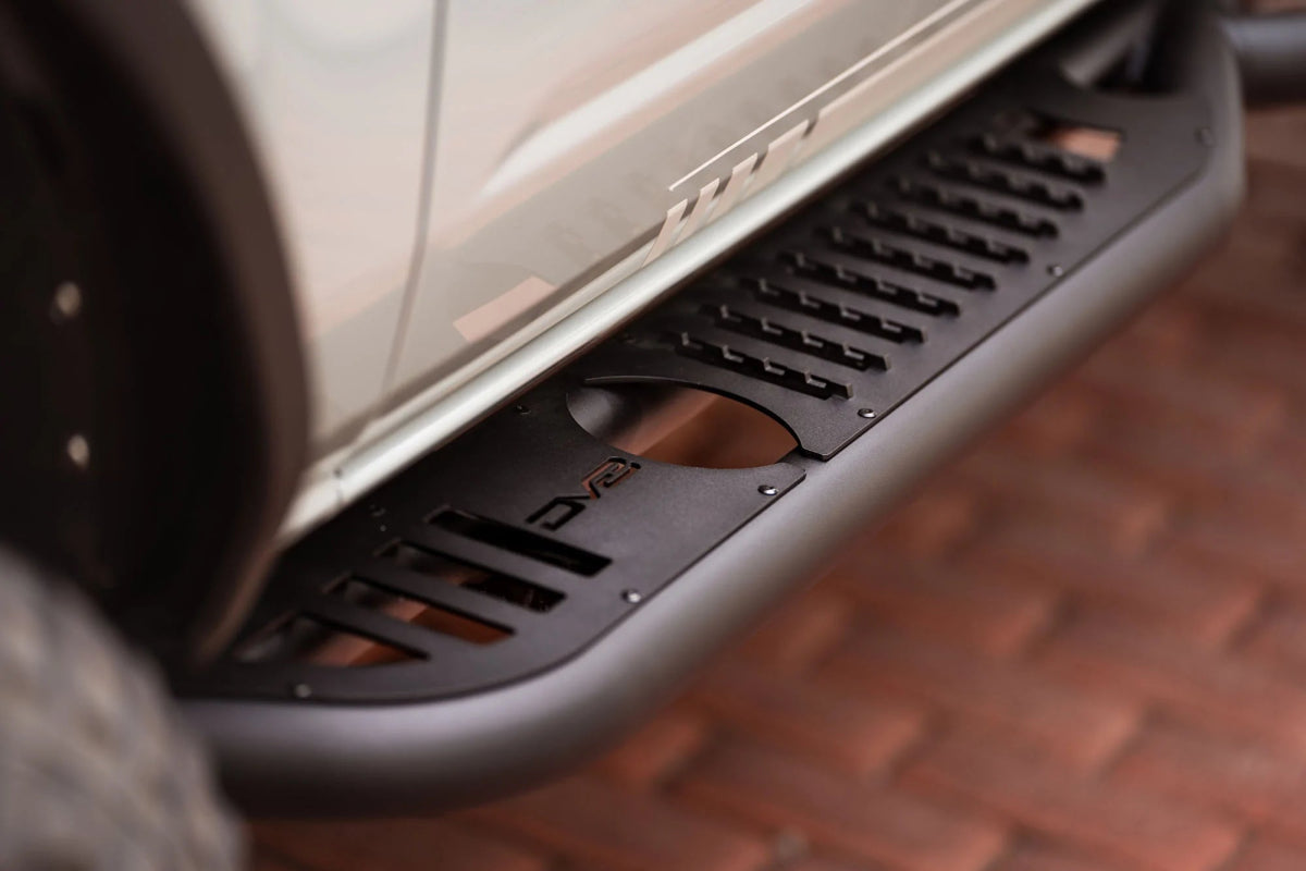 DV8 - DV8 Offroad 21 - 22 Ford Bronco OE Plus Series Side Steps - Panda Motorworks