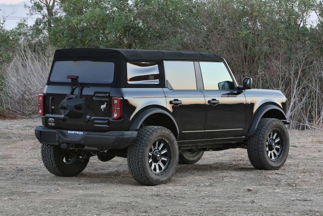 Fabtech 2021 Ford Bronco 4WD 3in Uniball UCA System w/DL 2.5 Resi Coilovers & Rear DL Coilovers