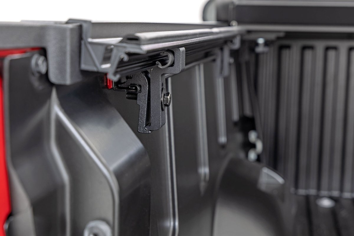 Rough Country - Rough Country HARD LOW PROFILE BED COVER 5.5 FT | CARGO MGMT | TOYOTA TUNDRA (2022) - Panda Motorworks