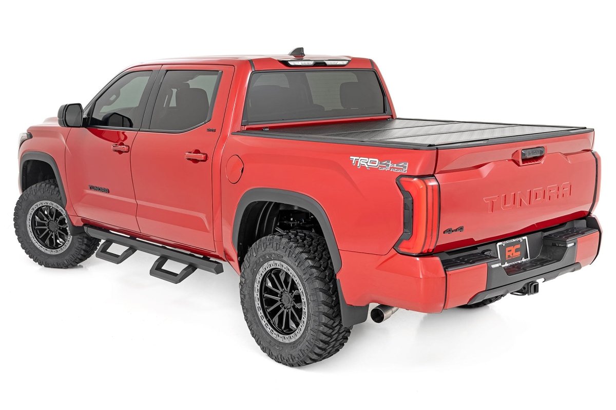 Rough Country - Rough Country HARD LOW PROFILE BED COVER 5.5 FT | CARGO MGMT | TOYOTA TUNDRA (2022) - Panda Motorworks